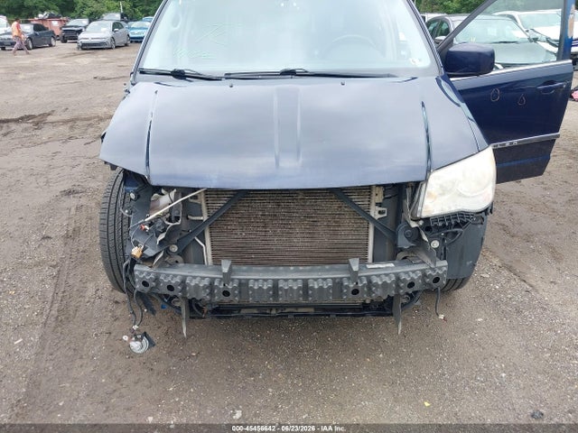 2014 Chrysler Town & Country Touring მანქანა იყიდება აუქციონზე, vin: 2C4RC1BG0ER468404, აუქციონის ნომერი: 45456642