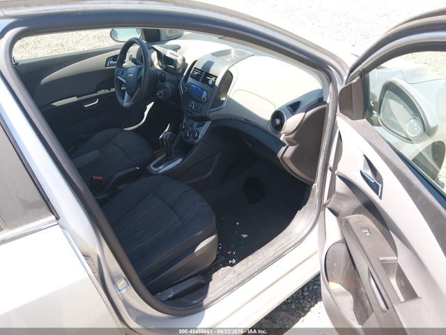 Chevrolet Sonic Lt Auto 2015 1G1JC5SH0F4113436 Image 5