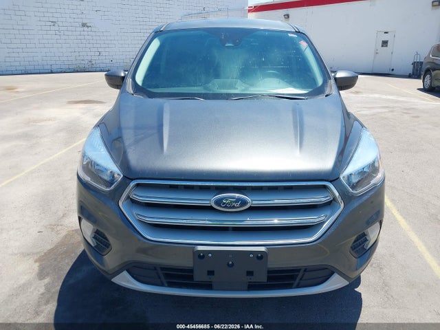 1FMCU9GD7KUA36886 Ford ESCAPE SE