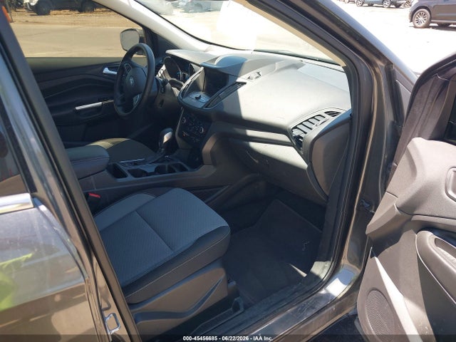 1FMCU9GD7KUA36886 Ford ESCAPE SE