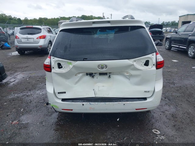 Toyota Sienna Xle 8 Passenger 2015 5TDYK3DC8FS643768 Image 6