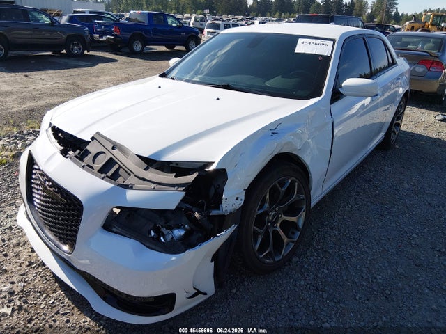 2C3CCABG0FH749684 Chrysler 300 300s