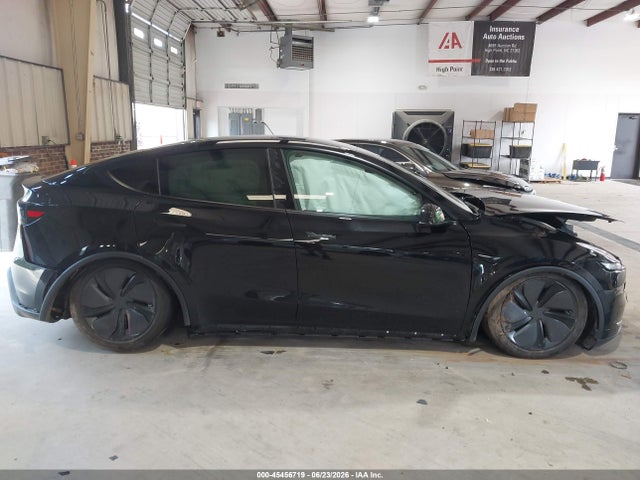 7SAYGDEE6TA415341 Tesla Model Y All-wheel Drive/long Range Launch Series/premium All-wheel Drive