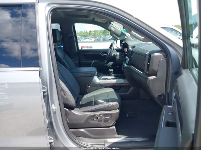 1GCPAEE8XRZ136779 Chevrolet Silverado 1500 2wd Short Bed Ltz