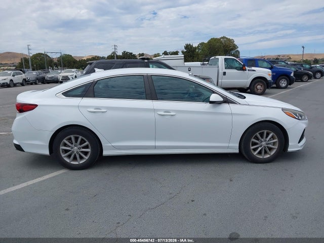 Hyundai SONATA ECO 2018 5NPE24AA9JH682833 Image 14