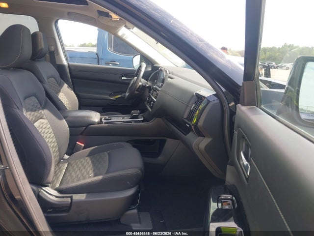 45456846 :رقم المزاد ، 5N1DR3BD4NC216539 vin ، 2022 Nissan Pathfinder Sv 4wd مزاد بيع