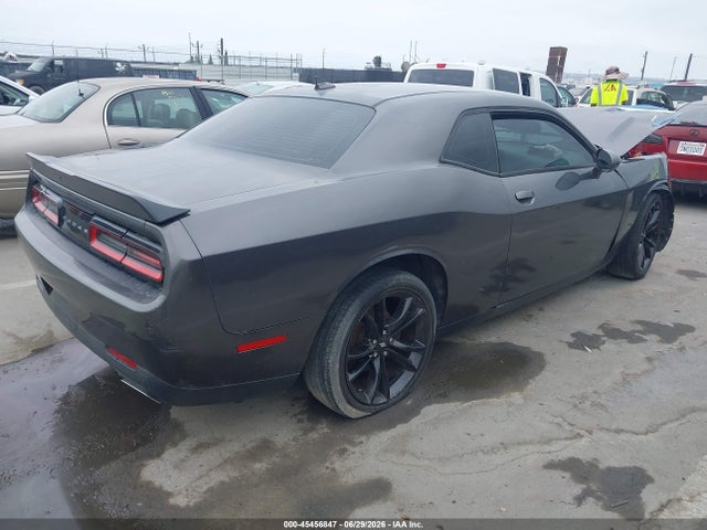 Dodge Challenger Sxt Plus 2017 2C3CDZAG5HH501592 Image 4