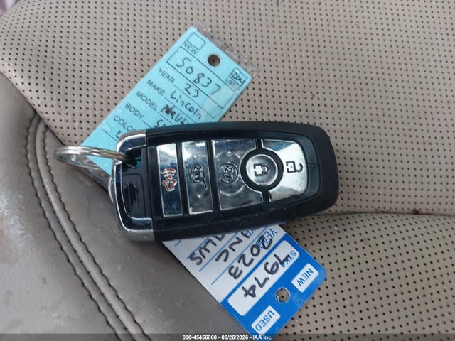 45456868 :رقم المزاد ، 2LMPJ8K93PBL02915 vin ، 2023 Lincoln Nautilus Reserve مزاد بيع