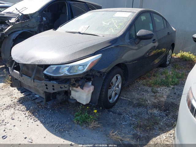 Chevrolet CRUZE LS 2019 1G1BC5SM7K7152454 Image 2