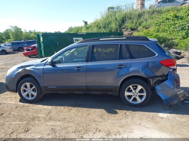 Продаж на аукціоні авто 2014 Subaru Outback 2.5i Premium, vin: 4S4BRBCC2E3324388, номер лоту: 45456891