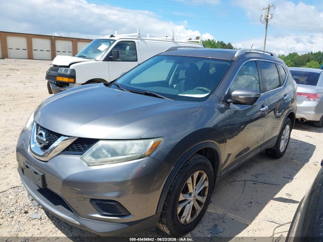 2015 Nissan Rogue Sv მანქანა იყიდება აუქციონზე, vin: 5N1AT2MV8FC838311, აუქციონის ნომერი: 45456942