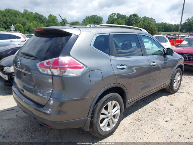 2015 Nissan Rogue Sv მანქანა იყიდება აუქციონზე, vin: 5N1AT2MV8FC838311, აუქციონის ნომერი: 45456942