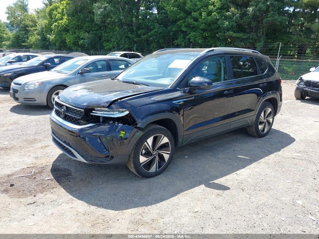 2024 Volkswagen Taos 1.5t Se მანქანა იყიდება აუქციონზე, vin: 3VVVX7B25RM064359, აუქციონის ნომერი: 45456987