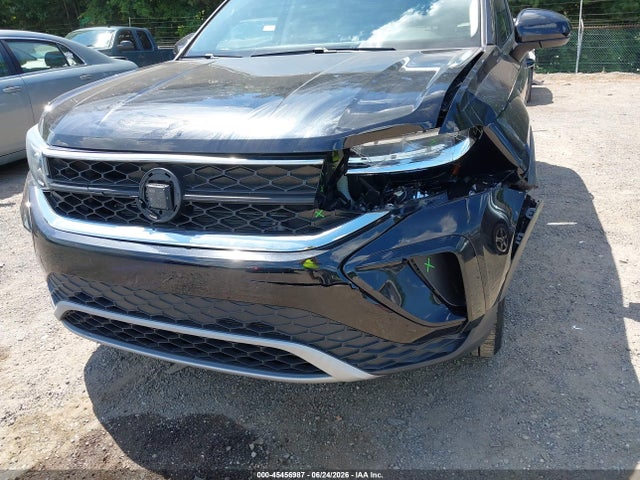 2024 Volkswagen Taos 1.5t Se მანქანა იყიდება აუქციონზე, vin: 3VVVX7B25RM064359, აუქციონის ნომერი: 45456987
