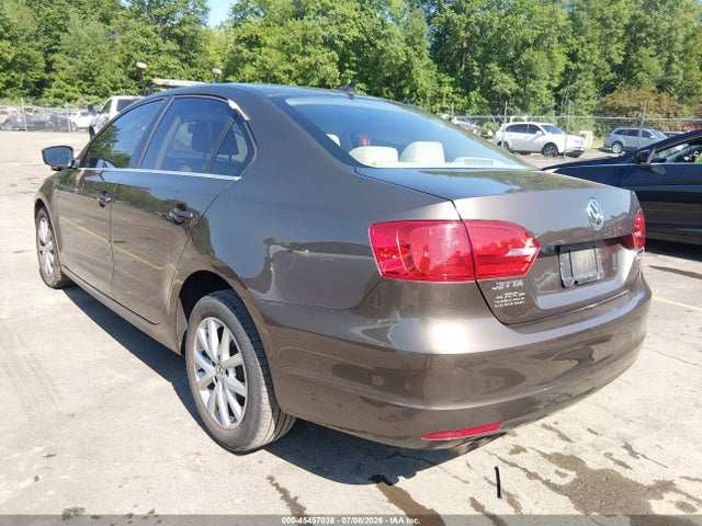 2013 Volkswagen Jetta 2.5l Se მანქანა იყიდება აუქციონზე, vin: 3VWDP7AJ3DM450321, აუქციონის ნომერი: 45457038