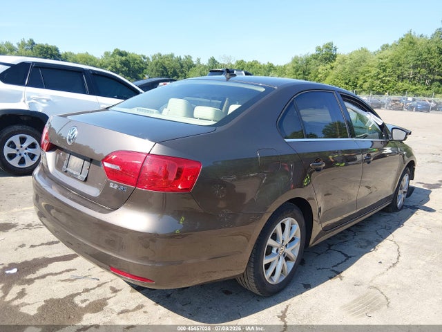 2013 Volkswagen Jetta 2.5l Se მანქანა იყიდება აუქციონზე, vin: 3VWDP7AJ3DM450321, აუქციონის ნომერი: 45457038