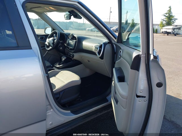 Продаж на аукціоні авто 2021 Kia Soul S, vin: KNDJ23AU0M7771749, номер лоту: 45457049