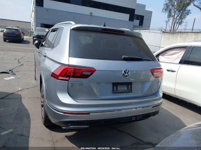 3VV4B7AX1LM034757 Volkswagen Tiguan 2.0t Sel Premium R-line