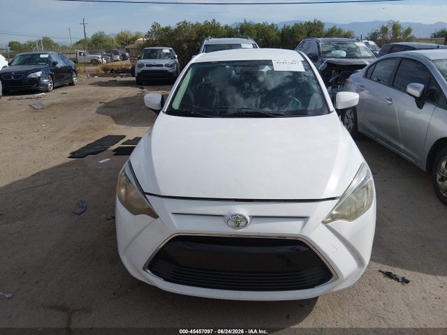 3MYDLBYV9JY316509 Toyota YARIS IA