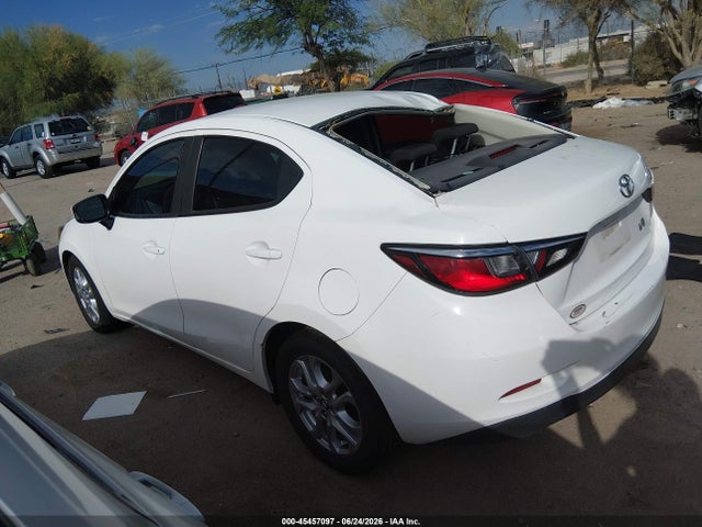 3MYDLBYV9JY316509 Toyota YARIS IA