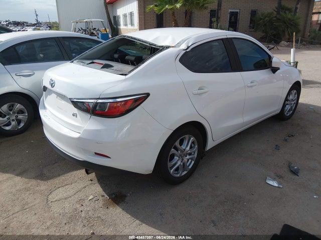 3MYDLBYV9JY316509 Toyota YARIS IA