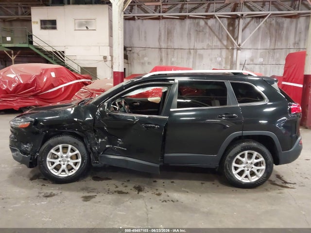 Jeep Cherokee Latitude 2016 1C4PJMCS9GW148624 Image 14