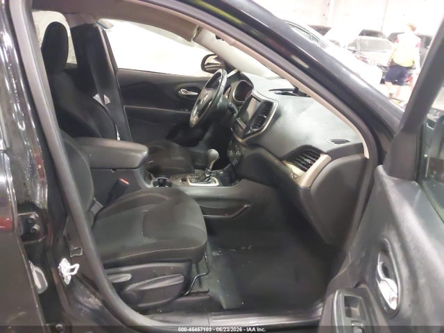 Jeep Cherokee Latitude 2016 1C4PJMCS9GW148624 Image 5