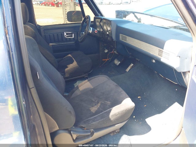 45457107 :رقم المزاد ، 1GCDC14H2GF397779 vin ، 1986 Chevrolet C10 مزاد بيع