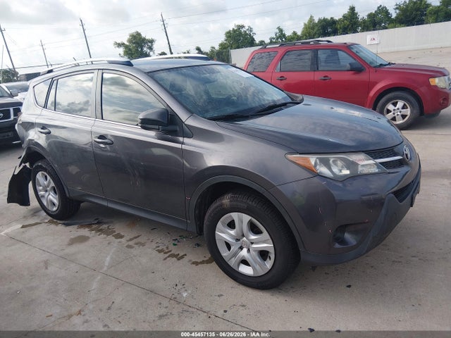 Toyota RAV4 LE 2015 JTMZFREV0FJ025773 Image 13