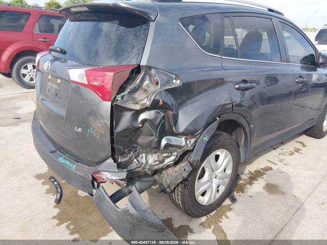 Toyota RAV4 LE 2015 JTMZFREV0FJ025773 Image 6