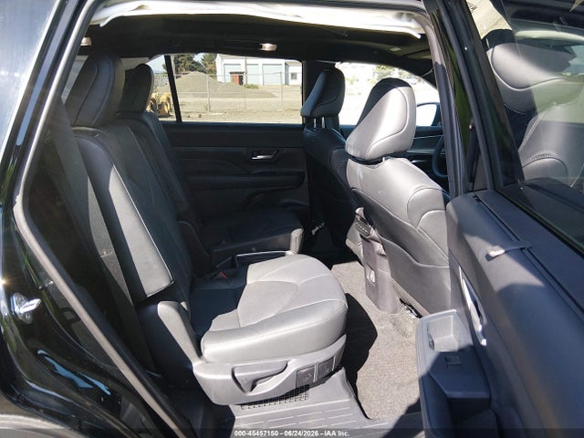 5TDACAB56TS076253 Toyota Grand Highlander Hybrid Nightshade Edition