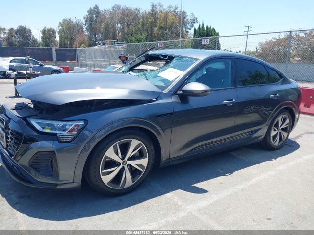 Продаж на аукціоні авто 2024 Audi Q8 E-tron S Line Premium Quattro, vin: WA1BAAGE8RB038309, номер лоту: 45457152