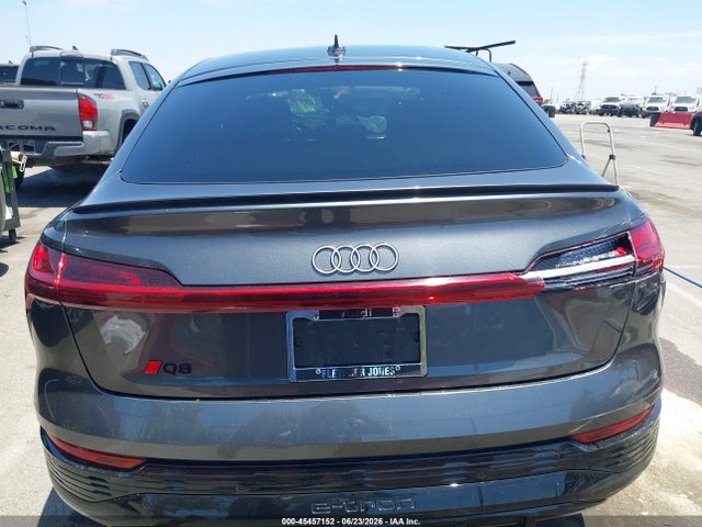 Продаж на аукціоні авто 2024 Audi Q8 E-tron S Line Premium Quattro, vin: WA1BAAGE8RB038309, номер лоту: 45457152