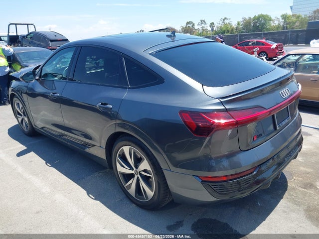 Продаж на аукціоні авто 2024 Audi Q8 E-tron S Line Premium Quattro, vin: WA1BAAGE8RB038309, номер лоту: 45457152