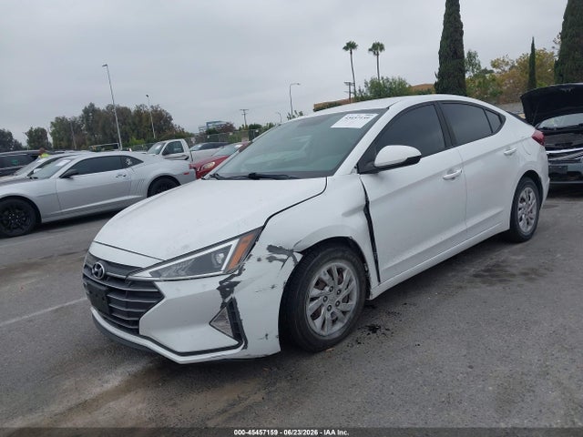 Hyundai ELANTRA SE 2019 5NPD74LF3KH493733 Image 2