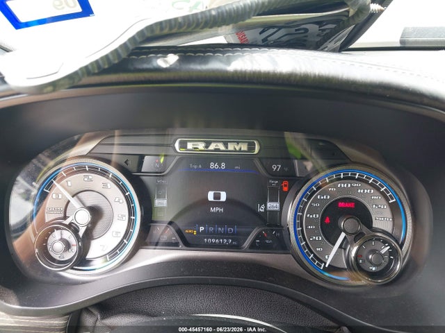 2020 Ram 1500 Limited  4x4 5'7 Box მანქანა იყიდება აუქციონზე, vin: 1C6SRFHT2LN171573, აუქციონის ნომერი: 45457160