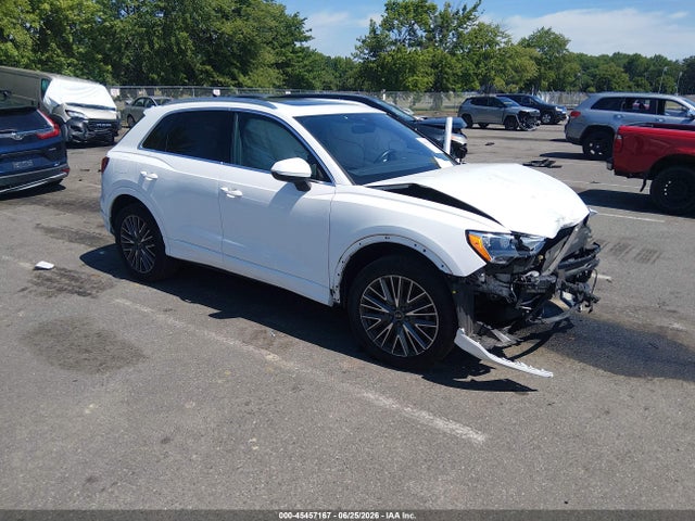 Продаж на аукціоні авто 2022 Audi Q3 Premium 40 Tfsi Quattro Tiptronic, vin: WA1AUCF30N1004671, номер лоту: 45457167