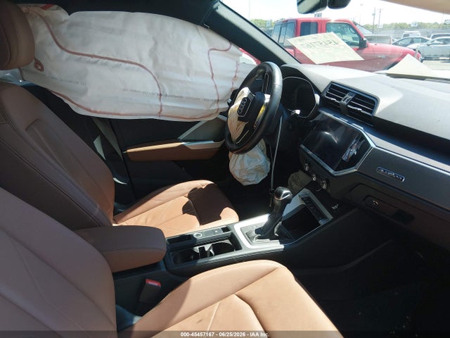 Продаж на аукціоні авто 2022 Audi Q3 Premium 40 Tfsi Quattro Tiptronic, vin: WA1AUCF30N1004671, номер лоту: 45457167
