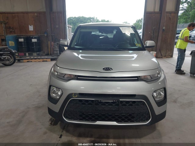 45457177 :رقم المزاد ، KNDJ23AU9M7787299 vin ، 2021 Kia Soul S مزاد بيع