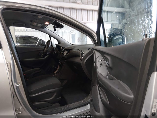 Chevrolet TRAX LS 2018 3GNCJNSB7JL353983 Image 5