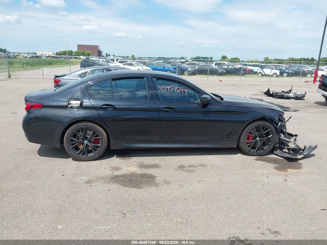 45457249 :رقم المزاد ، WBA13BJ0XNWX42400 vin ، 2022 Bmw 530 I Xdrive مزاد بيع