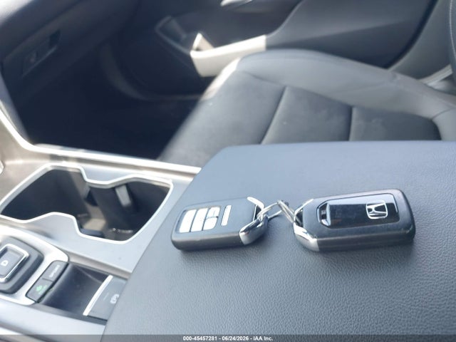 45457281 :رقم المزاد ، 1HGCV2F38NA018311 vin ، 2022 Honda Accord Sport 2.0t مزاد بيع