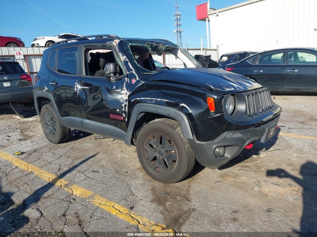 45457285 :رقم المزاد ، ZACCJBCB7JPG98007 vin ، 2018 Jeep Renegade Trailhawk 4x4 مزاد بيع