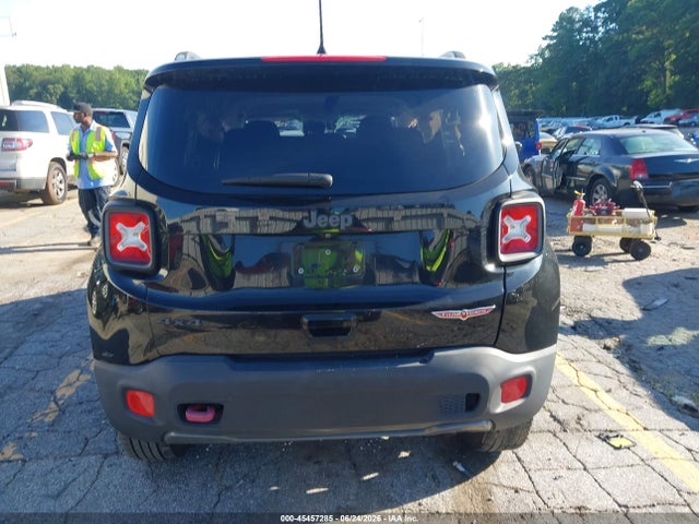 45457285 :رقم المزاد ، ZACCJBCB7JPG98007 vin ، 2018 Jeep Renegade Trailhawk 4x4 مزاد بيع