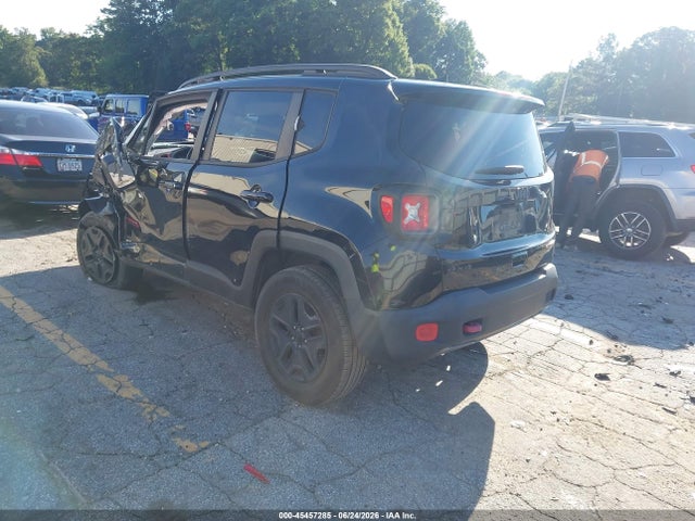 45457285 :رقم المزاد ، ZACCJBCB7JPG98007 vin ، 2018 Jeep Renegade Trailhawk 4x4 مزاد بيع