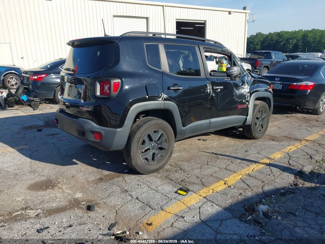 45457285 :رقم المزاد ، ZACCJBCB7JPG98007 vin ، 2018 Jeep Renegade Trailhawk 4x4 مزاد بيع