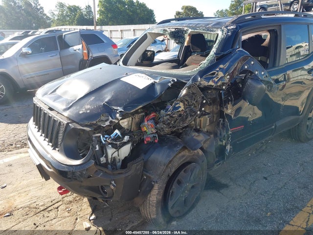 45457285 :رقم المزاد ، ZACCJBCB7JPG98007 vin ، 2018 Jeep Renegade Trailhawk 4x4 مزاد بيع