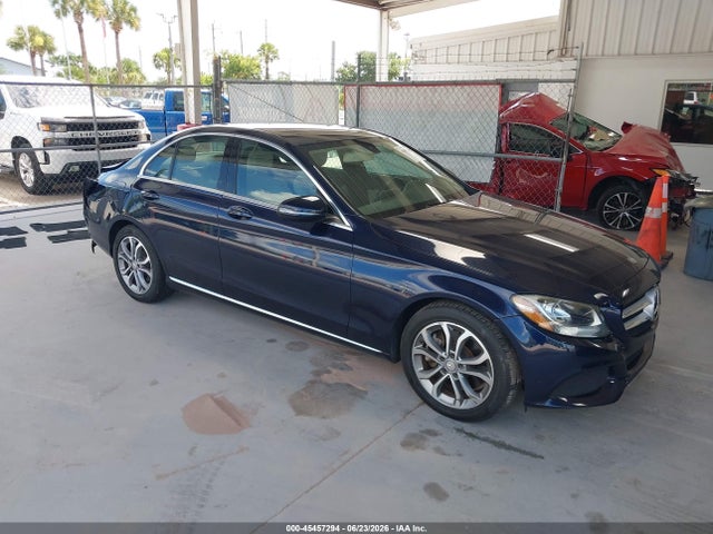 2016 Mercedes-benz C 300 მანქანა იყიდება აუქციონზე, vin: 55SWF4JB2GU099396, აუქციონის ნომერი: 45457294