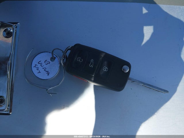 2013 Volkswagen Jetta 2.0l Tdi მანქანა იყიდება აუქციონზე, vin: 3VW3L7AJ2DM363551, აუქციონის ნომერი: 45457313