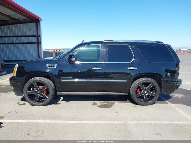 Продажа на аукционе авто 2011 Cadillac Escalade Premium, vin: 1GYS3CEF6BR351230, номер лота: 45457335
